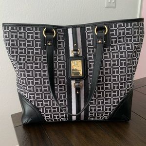 Tommy Hilfiger Tote